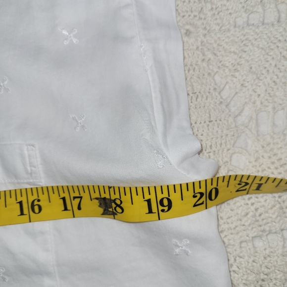Loft White Embroidered Button-Up Blouse with Cap Short Sleeves Size Small - Picture 9 of 10